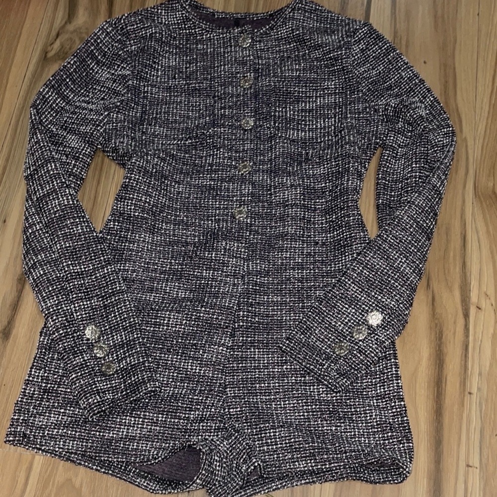 Crewneck metal Button-Front Sweater romper💕